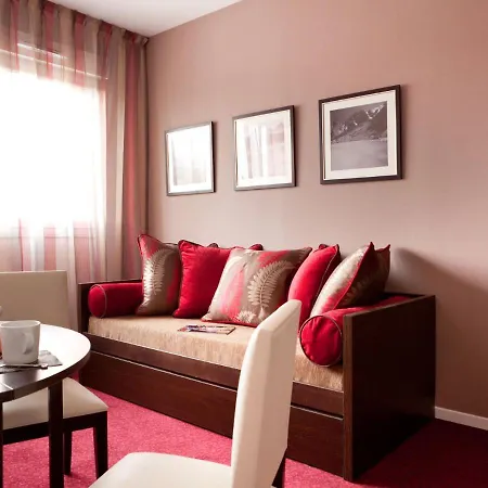 Aparthotel The Originals Kosy - Les Cedres